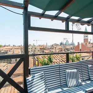  Apartment Penthouse With Rooftop Terrace And 360 Views Of - Venice5th Italy