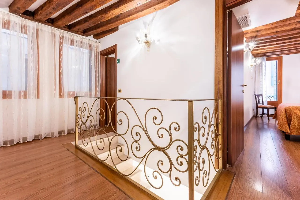 Ca' Pinelli Lejlighed Venedig
